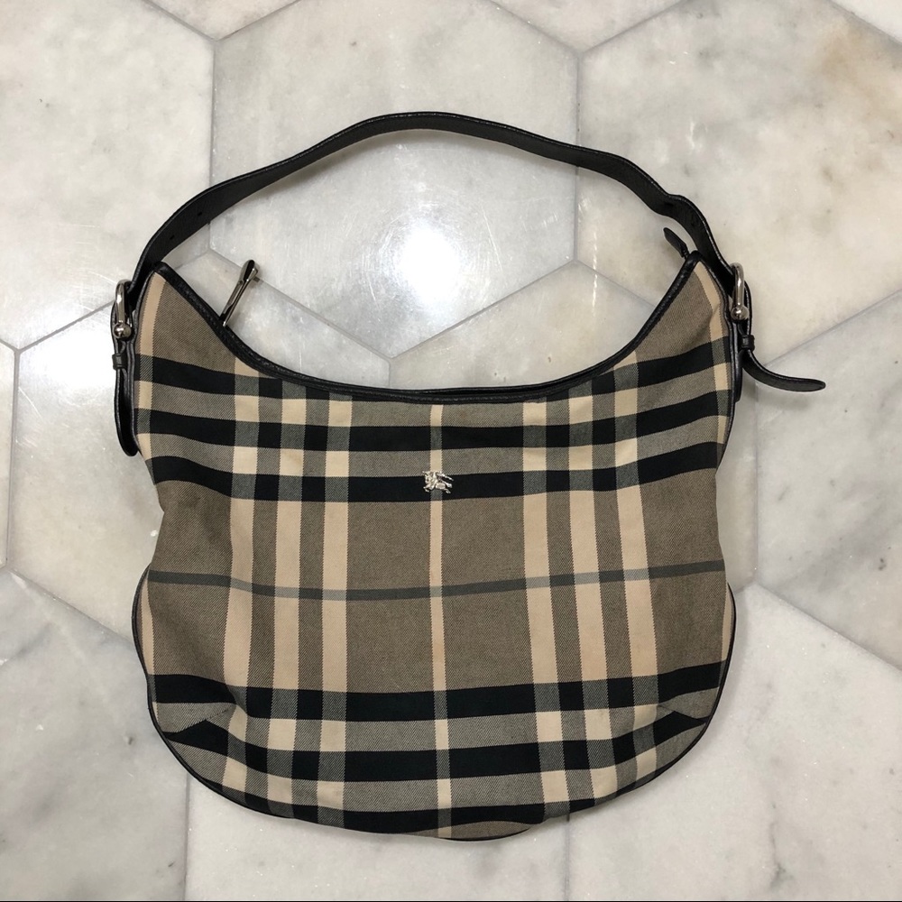 Burberry purse